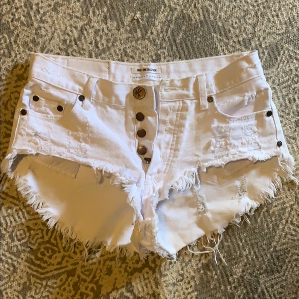 one teaspoon white rollers shorts